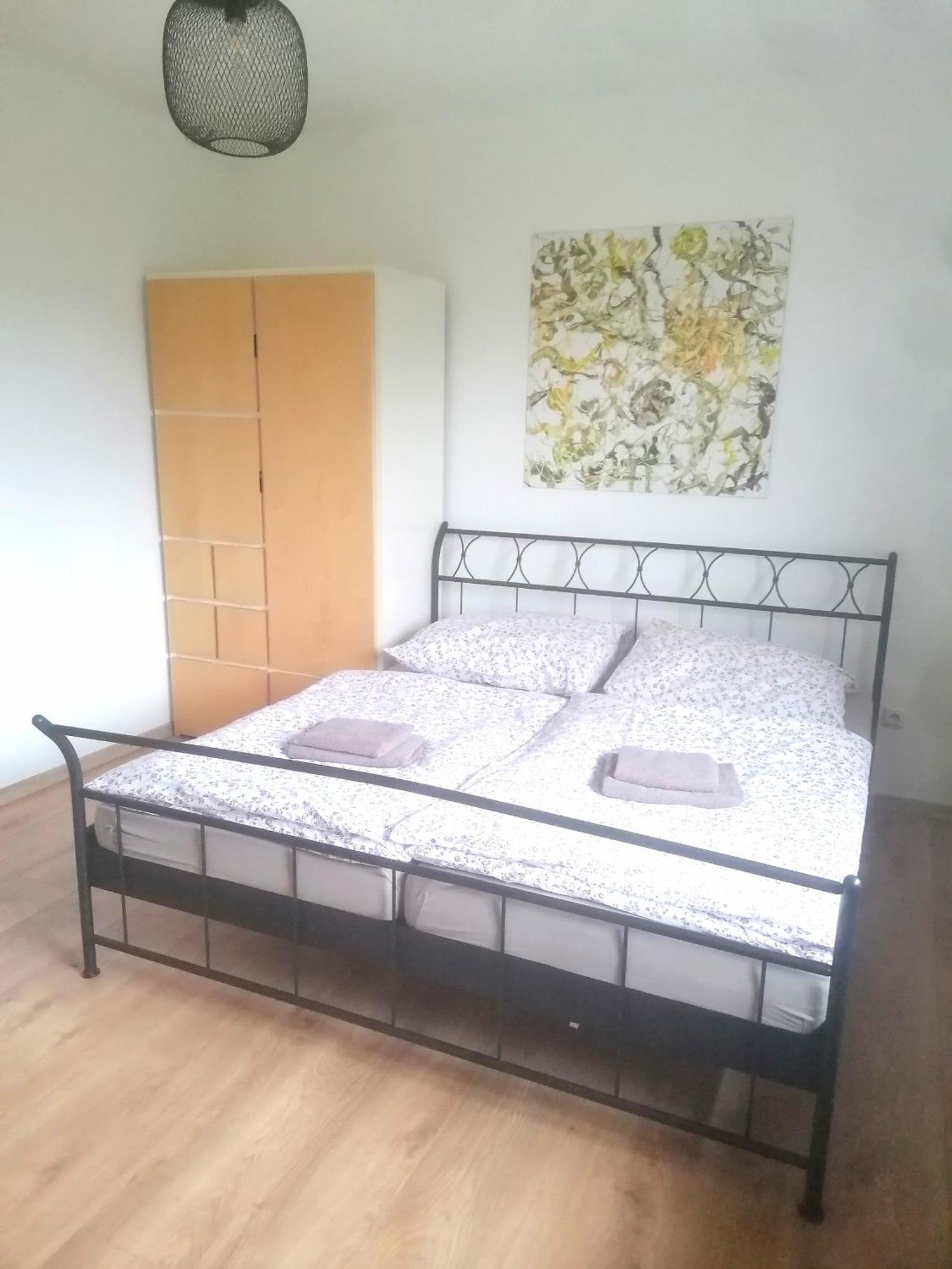Zwei Schlafzimmer Ferienapartment Anna Am Stubenbergsee Inklusive Vier E-Bikes 外观 照片