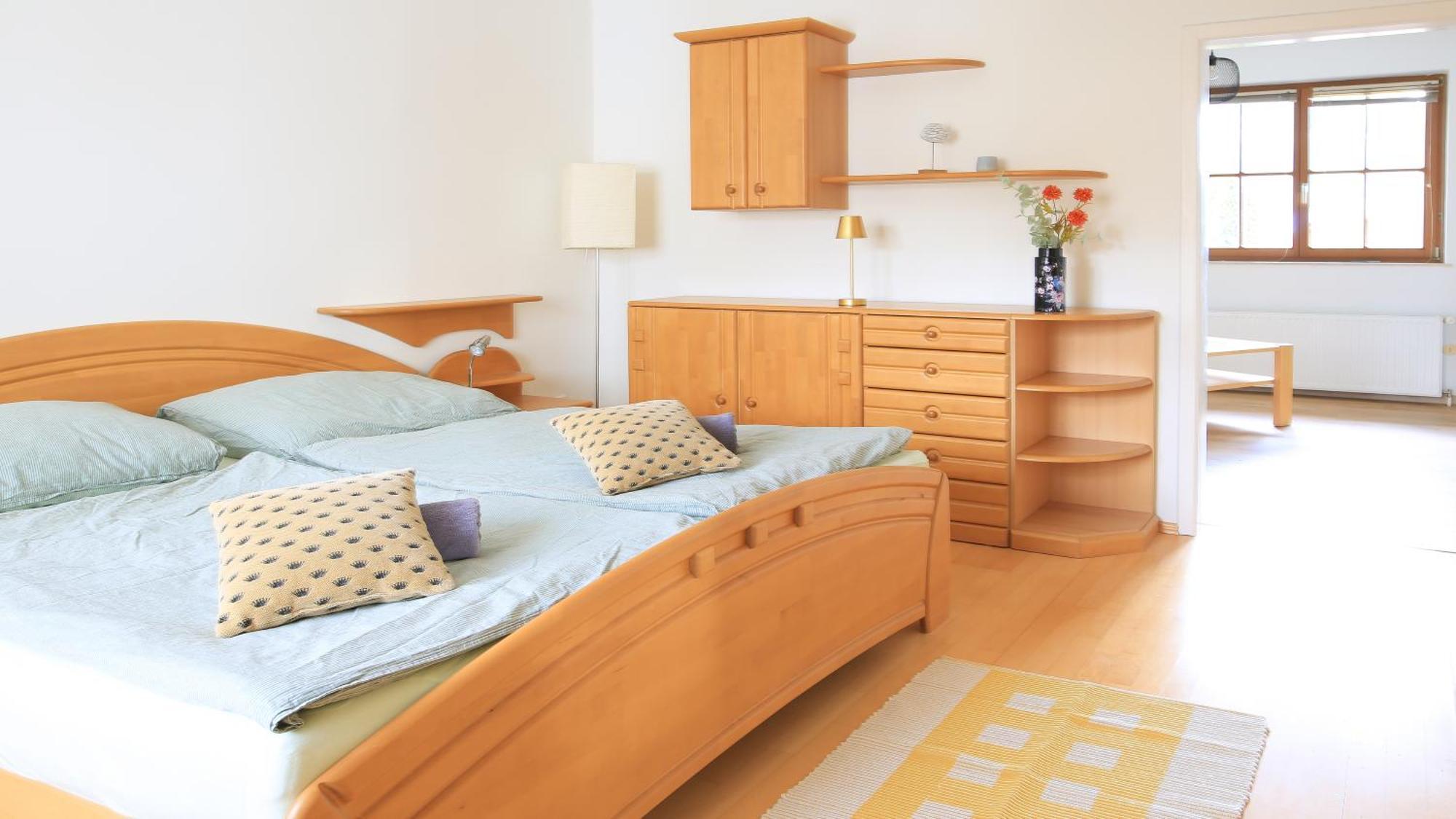 Zwei Schlafzimmer Ferienapartment Anna Am Stubenbergsee Inklusive Vier E-Bikes 外观 照片